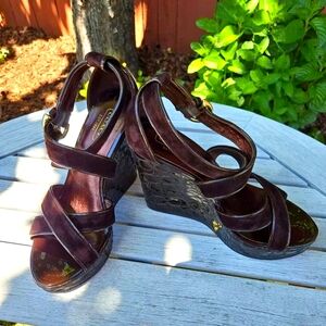 Coach Brown gold accent Wedges Size 5